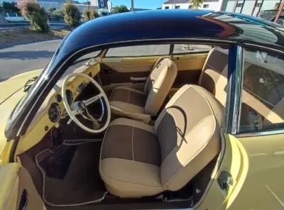 Volkswagen Karmann Ghia 1962 - 39900 EUR, 95000 km - AUTO.MOTO.pt - 95000km - foto 5 de 9