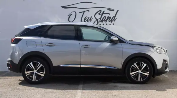 Peugeot 3008 2018 - 17990 EUR, 166000 km - AUTO.MOTO.pt - 166000km - foto 4 de 49
