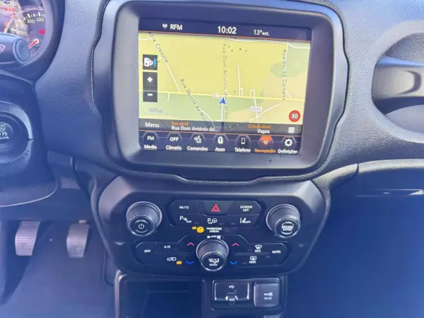 Jeep Renegade 2020 - 17000 EUR, 120000 km - AUTO.MOTO.pt - 120000km - foto 11 de 22
