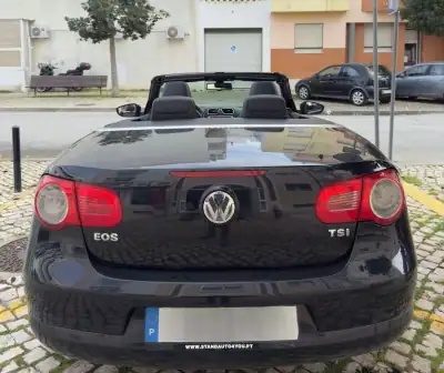 Volkswagen EOS 2009 - 11250 EUR, 120000 km - AUTO.MOTO.pt - 120000km - foto 6 de 11