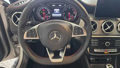 Mercedes-Benz GLA 180 2018 - 24900 EUR, 41570 km - 41570km - foto 38 de 52