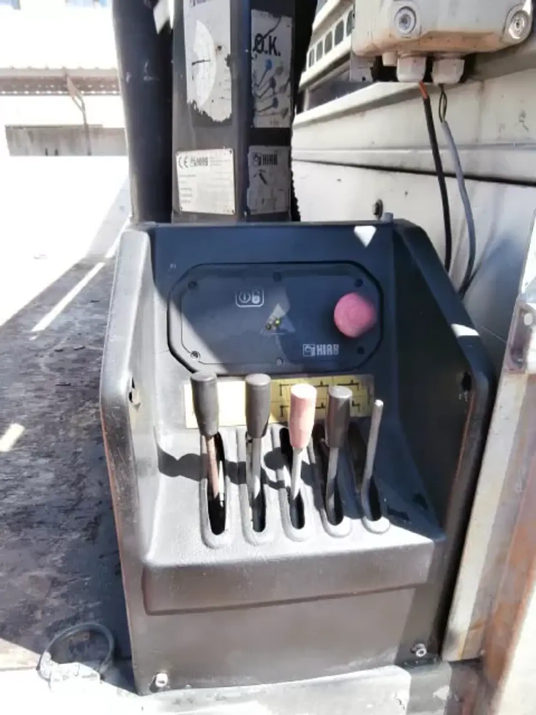 Renault MASTER 2.2DCI CAIXA ABERTA 2006 - 16200 EUR, 222778 km - AUTO.MOTO.pt - 222778km - foto 8 de 22