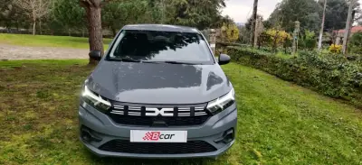 Dacia Sandero 2025 - 16990 EUR, 2000 km - AUTO.MOTO.pt - 2000km - foto 5 de 39