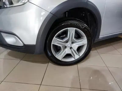 Dacia Sandero 2020 - 11750 EUR, 54000 km - AUTO.MOTO.pt - 54000km - foto 5 de 25