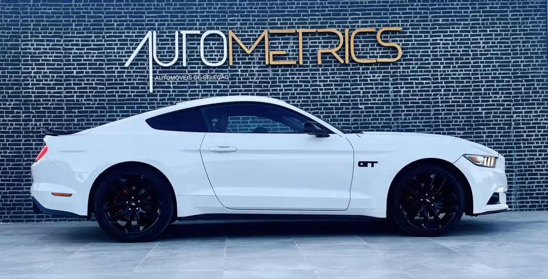 Ford Mustang 2016 - 34750 EUR, 144000 km - 144000km - foto 16 de 17