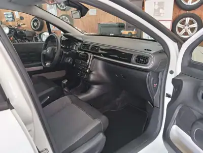 Citroën C3 2018 - 13800 EUR, 156000 km - AUTO.MOTO.pt - 156000km - foto 14 de 14