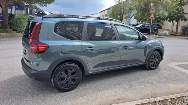 Dacia Jogger 2024 - 20890 EUR, 6203 km - AUTO.MOTO.pt - 6203km - foto 16 de 50