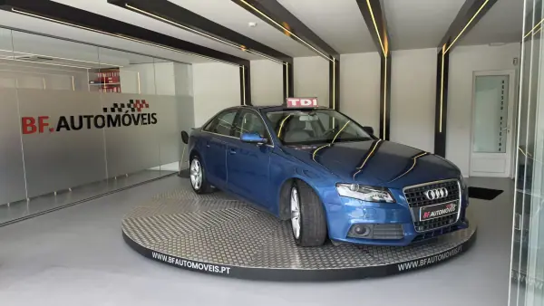 Audi A4 2009 - 9900 EUR, 305847 km - AUTO.MOTO.pt - 305847km - foto 5 de 57