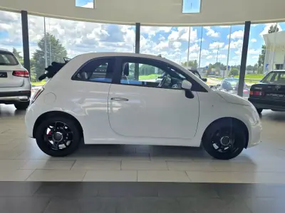 Fiat 500C 2014 - 9990 EUR, 69691 km - AUTO.MOTO.pt - 69691km - foto 11 de 38