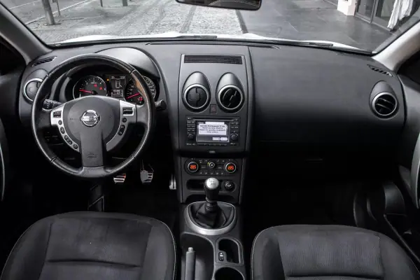 Nissan Qashqai 2012 - 11490 EUR, 151295 km - AUTO.MOTO.pt - 151295km - foto 22 de 31