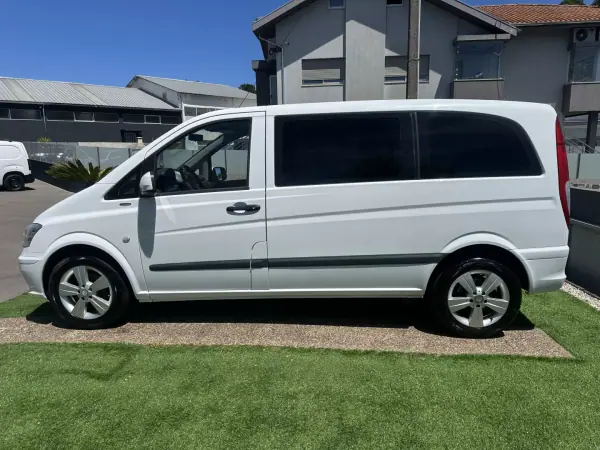 Mercedes-Benz Vito 2010 - 14900 EUR, 340000 km - AUTO.MOTO.pt - 340000km - foto 17 de 47