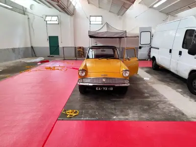 Ford Anglia 1960 - 5000 EUR, 14000 km - AUTO.MOTO.pt - 14000km - foto 27 de 30