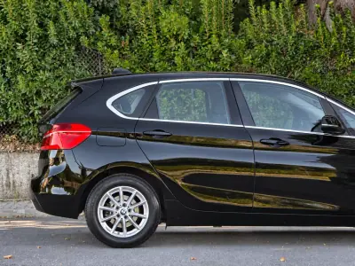 BMW 218 Active Tourer 2015 — foto 6 de 21