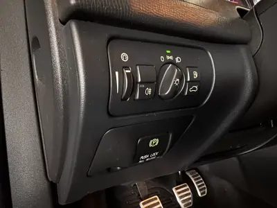 Volvo XC 60 2012 - 16990 EUR, 201000 km - AUTO.MOTO.pt - 201000km - foto 22 de 35