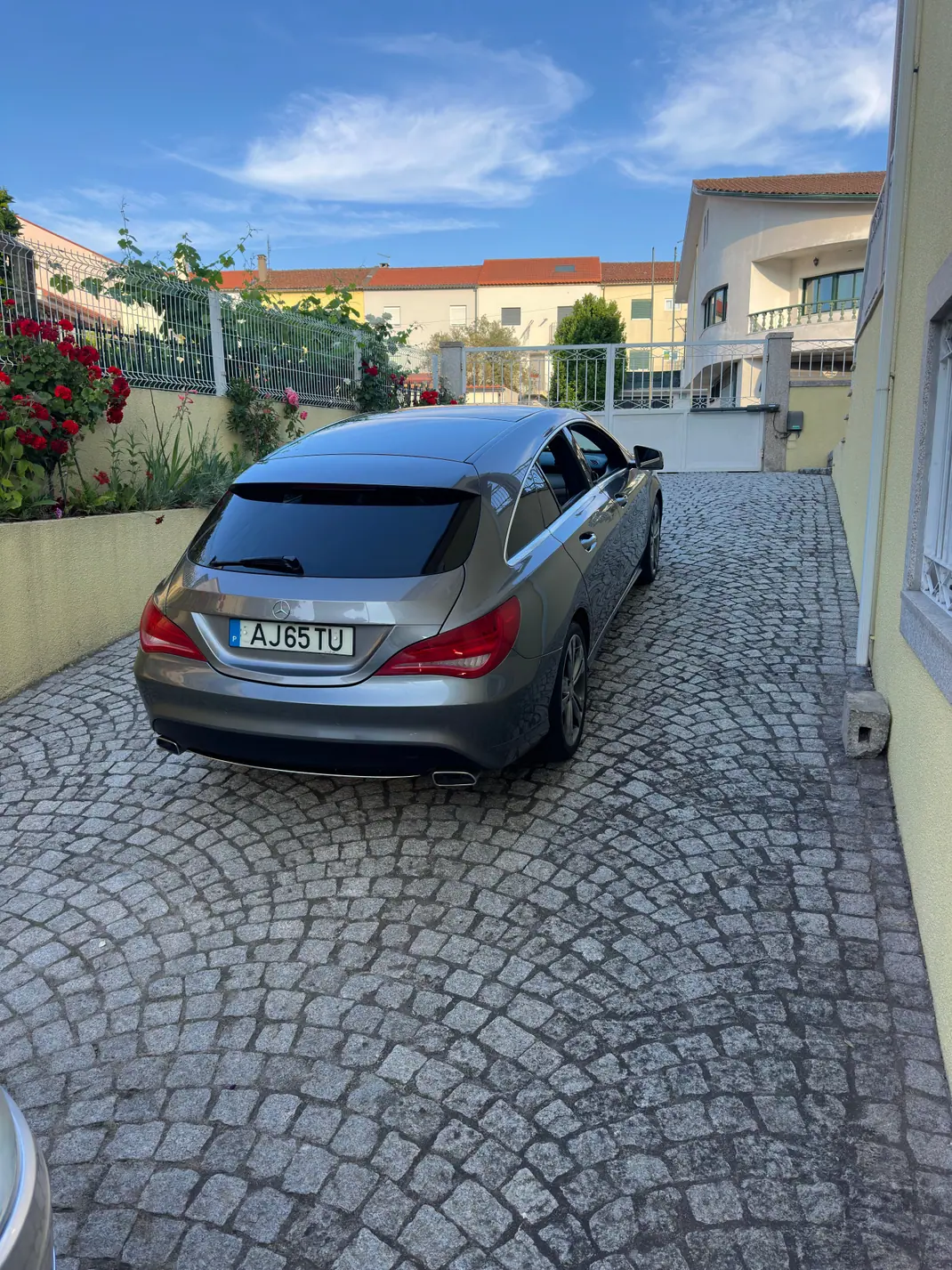 Mercedes-Benz CLA 180 2015 - 13500 EUR, 173000 km - 173000km - foto 3 de 5
