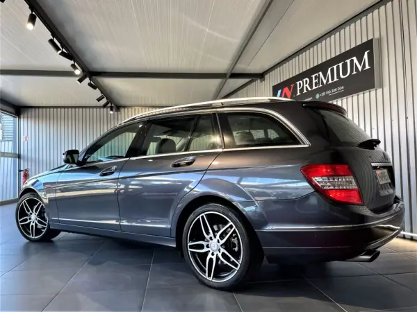 Mercedes-Benz C 220 2008 - 13990 EUR, 231000 km - AUTO.MOTO.pt - 231000km - foto 13 de 42