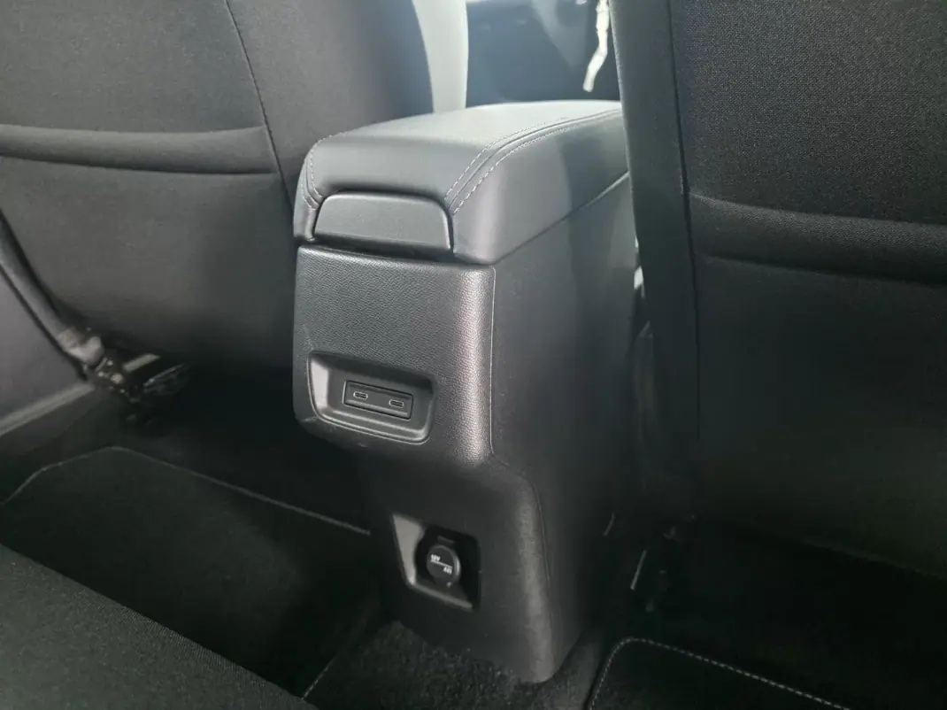 Citroën e-C3 2025 - 20499 EUR, 7487 km - AUTO.MOTO.pt - 7487km - foto 30 de 32