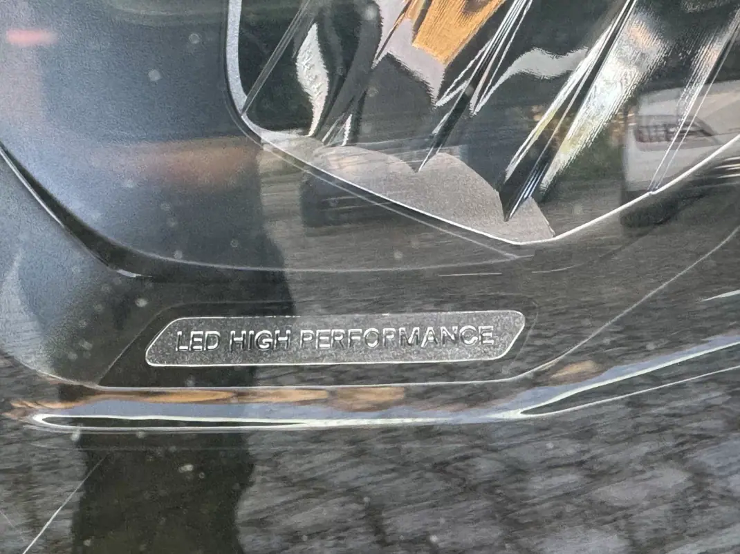 Mercedes-Benz EQA 2021 - 27900 EUR, 92000 km - AUTO.MOTO.pt - 92000km - foto 25 de 47