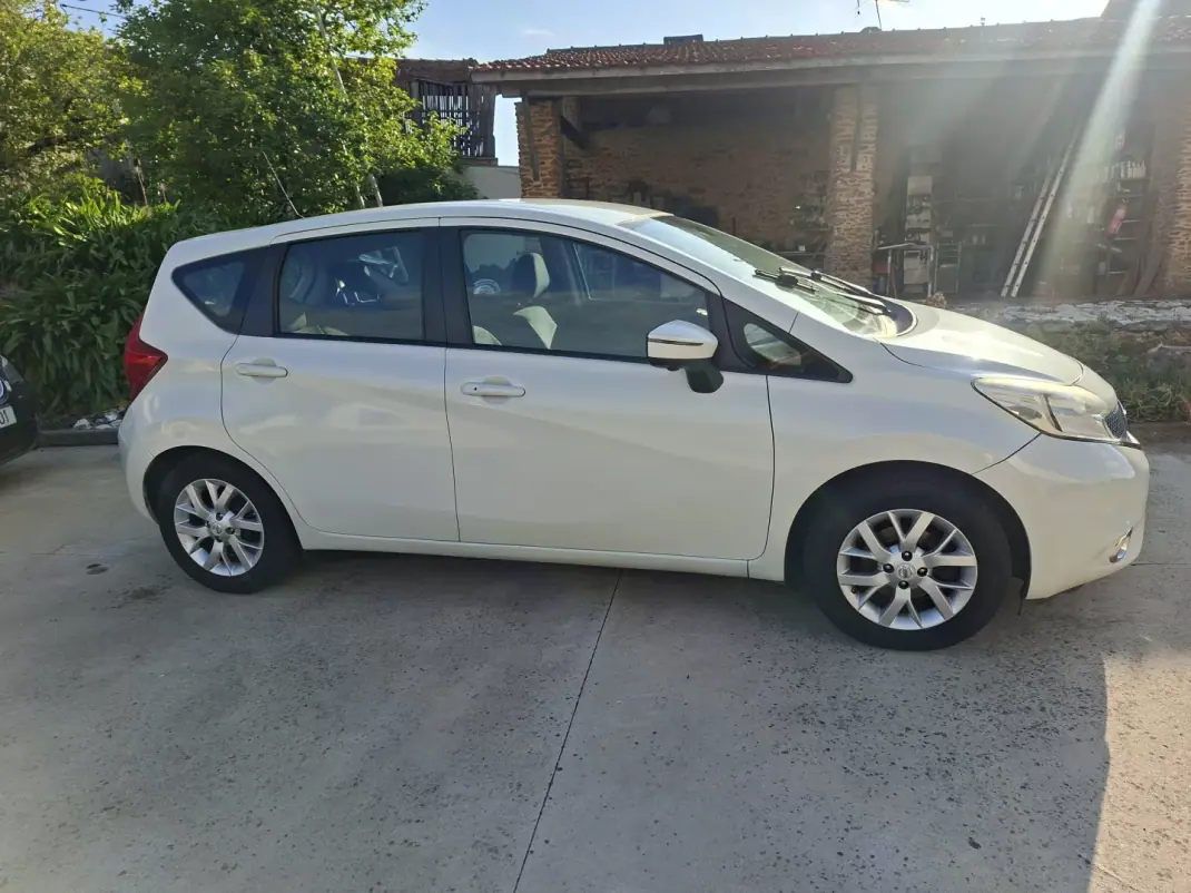 Nissan Note 2014 - 6350 EUR, 172567 km - AUTO.MOTO.pt - 172567km - foto 1 de 21