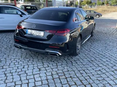 Mercedes-Benz C 300e 2024 - 54750 EUR, 5253 km - AUTO.MOTO.pt - 5253km - foto 4 de 15