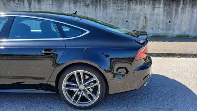 Audi A7 Sportback 2015 - 24500 EUR, 248000 km - AUTO.MOTO.pt - 248000km - foto 24 de 27