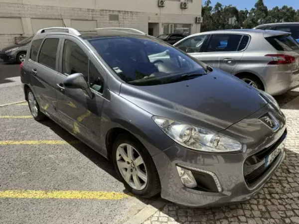 Peugeot 308 SW 2011 - 5900 EUR, 147177 km - AUTO.MOTO.pt - 147177km - foto 9 de 30