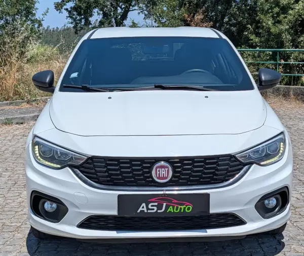 Fiat Tipo 2020 - 8900 EUR, 169920 km - AUTO.MOTO.pt - 169920km - foto 3 de 22