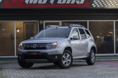 Dacia Duster 2015 - 10900 EUR, 150410 km - AUTO.MOTO.pt - 150410km - foto 4 de 33