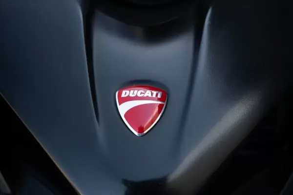 Ducati Multistrada 1000 DS 2019 - 12999 EUR, 52302 km - AUTO.MOTO.pt - 52302km - foto 20 de 21