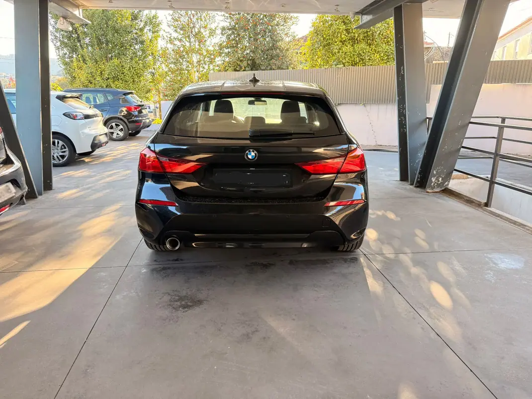 BMW 116 2020 - 20250 EUR, 82600 km - AUTO.MOTO.pt - 82600km - foto 3 de 3