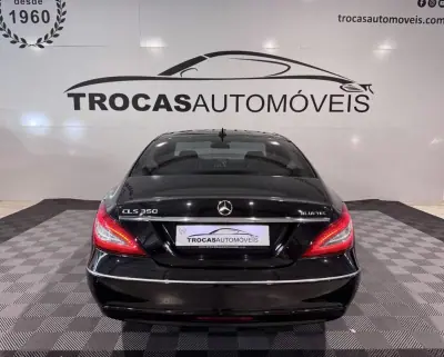Mercedes-Benz CLS 350 2015 - 32500 EUR, 99869 km - AUTO.MOTO.pt - 99869km - foto 2 de 34