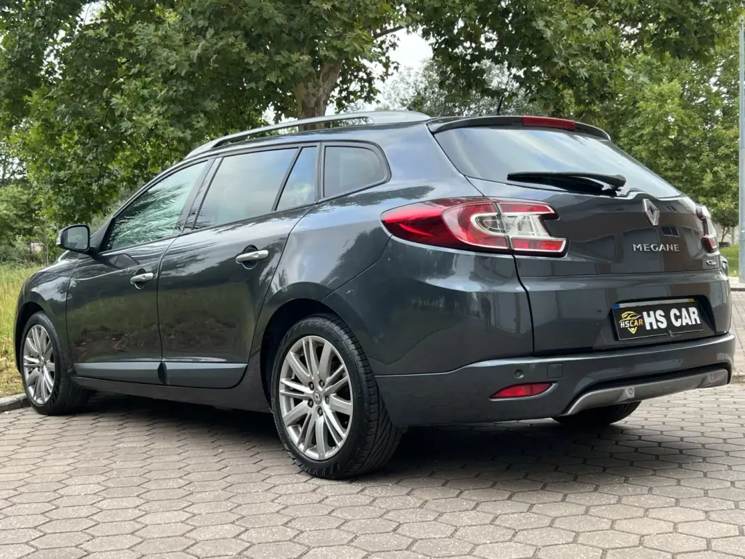 Renault Mégane Break 2011 - 7965 EUR, 260000 km - 260000km - foto 11 de 38