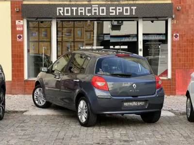 Renault Clio 2008 - 4990 EUR, 255000 km - AUTO.MOTO.pt - 255000km - foto 3 de 31