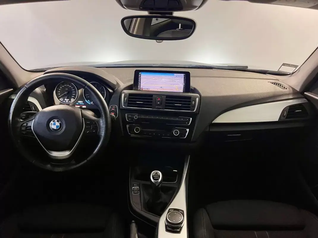 BMW 116 2015 - 12450 EUR, 215000 km - AUTO.MOTO.pt - 215000km - foto 2 de 29