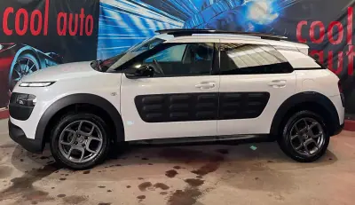 Citroën C4 Cactus 2017 - 10750 EUR, 58000 km - AUTO.MOTO.pt - 58000km - foto 3 de 37
