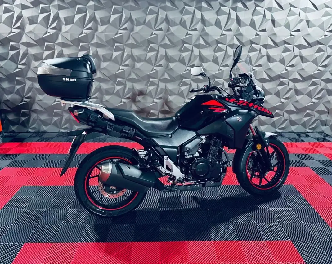 Suzuki Boulevard C50 2018 - 4290 EUR, 15123 km - AUTO.MOTO.pt - 15123km - foto 4 de 30