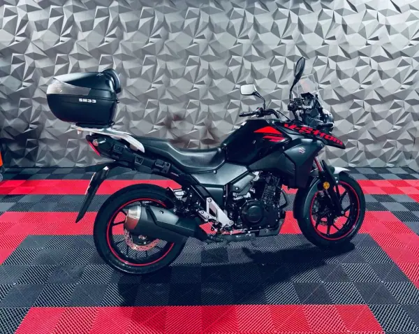 Suzuki Boulevard C50 2018 - 3990 EUR, 15123 km - AUTO.MOTO.pt - 15123km - foto 4 de 30