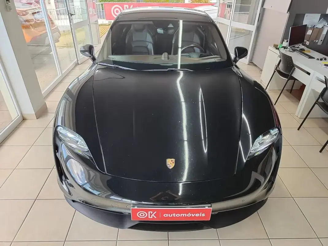 Porsche Taycan 2020 - 61500 EUR, 54000 km - AUTO.MOTO.pt - 54000km - foto 4 de 37