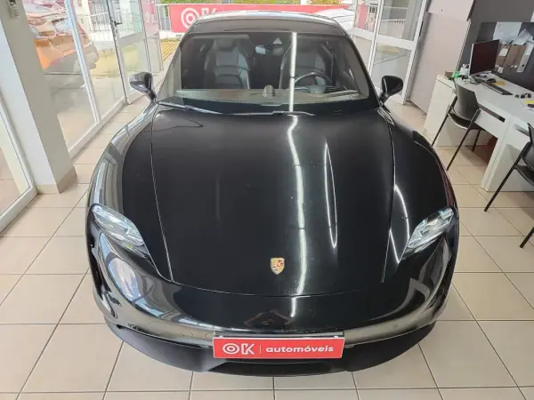 Porsche Taycan 2020 - 61500 EUR, 54000 km - AUTO.MOTO.pt - 54000km - foto 4 de 37