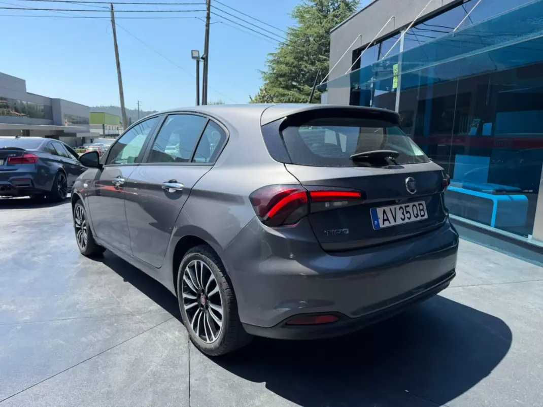 Fiat Tipo 2022 - 15300 EUR, 68245 km - 68245km - foto 5 de 11