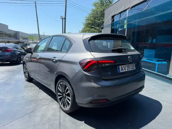 Fiat Tipo 2022 - 15300 EUR, 68245 km - AUTO.MOTO.pt - 68245km - foto 5 de 11