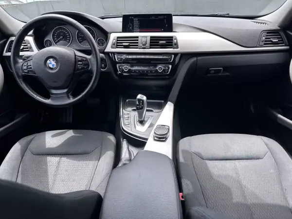 BMW 316 2015 - 12900 EUR, 260000 km - AUTO.MOTO.pt - 260000km - foto 24 de 45