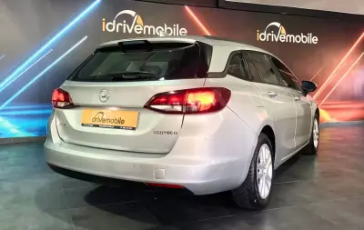 Opel Astra Sports Tourer 2018 - 8900 EUR, 209352 km - AUTO.MOTO.pt - 209352km - foto 4 de 22