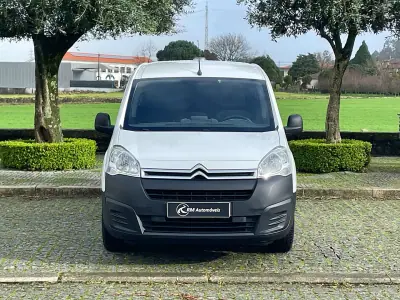 Citroën Berlingo 1.6 HDI IVA Dedutível 2019 - 10900 EUR, 142000 km - AUTO.MOTO.pt - 142000km - foto 3 de 36