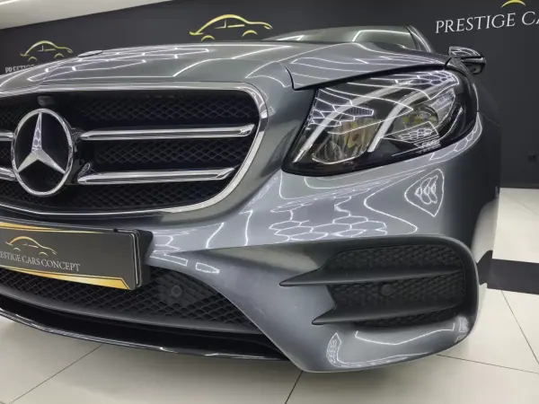 Mercedes-Benz E 220 2018 - 32950 EUR, 118099 km - AUTO.MOTO.pt - 118099km - foto 10 de 48
