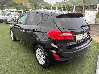 Ford Fiesta 2018 - 14990 EUR, 106000 km - AUTO.MOTO.pt - 106000km - foto 6 de 14