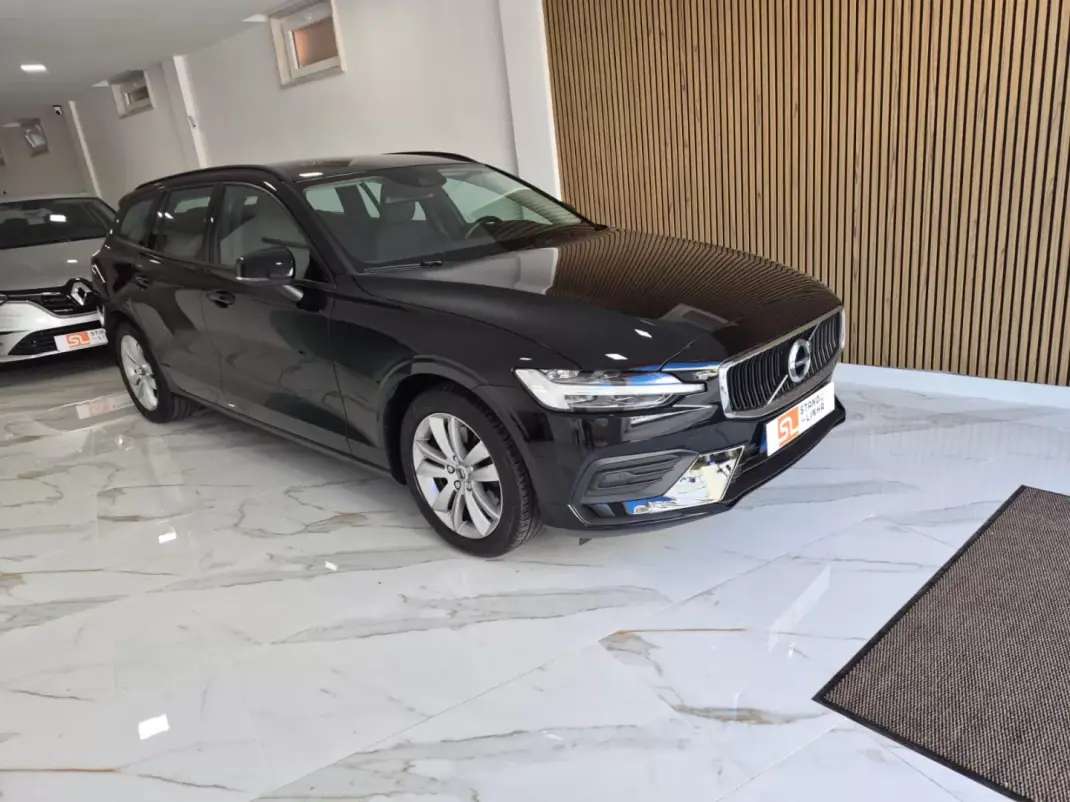 Volvo V60 2021 - 24990 EUR, 103413 km - AUTO.MOTO.pt - 103413km - foto 2 de 23