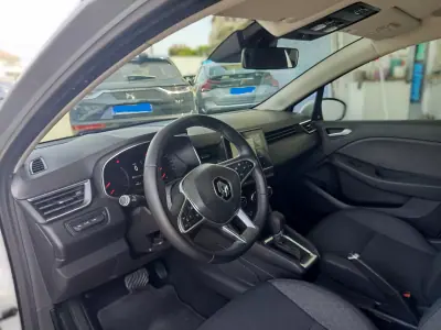 Renault Clio 2021 - 14990 EUR, 79170 km - AUTO.MOTO.pt - 79170km - foto 13 de 18