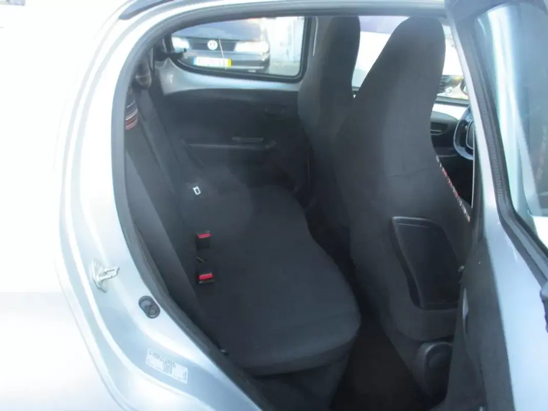 Citroën C1 2015 - 8990 EUR, 150000 km - 150000km - foto 20 de 26