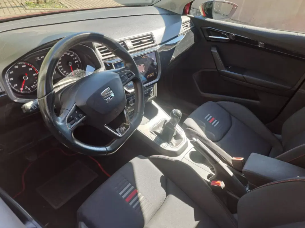 SEAT Ibiza 2018 - 12500 EUR, 169000 km - 169000km - foto 8 de 12